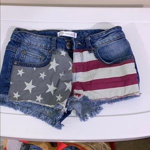 B1G1❤️Red white and blue american flag shorts